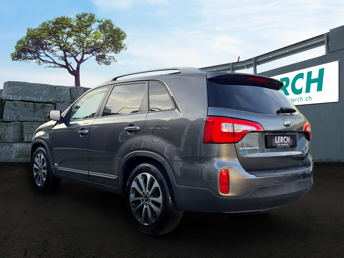 KIA Sorento 2.2 CRDI Style Automatic, Diesel, Second hand / Used, Automatic - 4