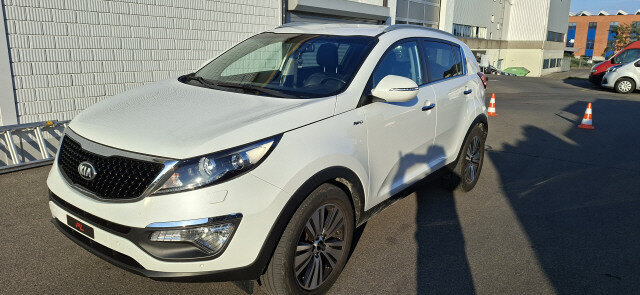 KIA Sportage 2.0 CRDi Style, Diesel, Occasion / Utilisé, Automatique - 3