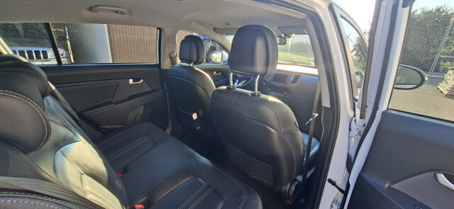 KIA Sportage 2.0 CRDi Style, Diesel, Occasion / Utilisé, Automatique - 7