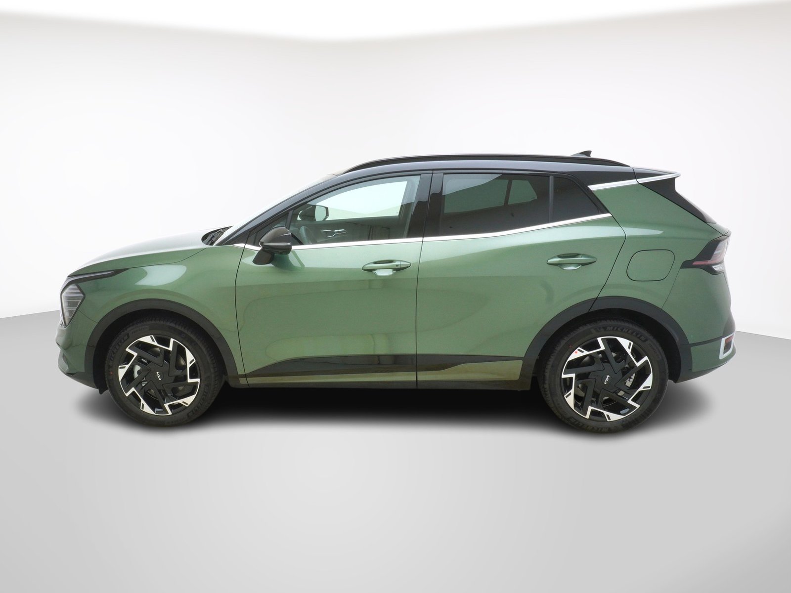 KIA Sportage 1.6 T-GDi PHEV GT-Line 4x4, Plug-in-Hybrid Benzina/Elettrica, Auto nuove, Automatico - 2