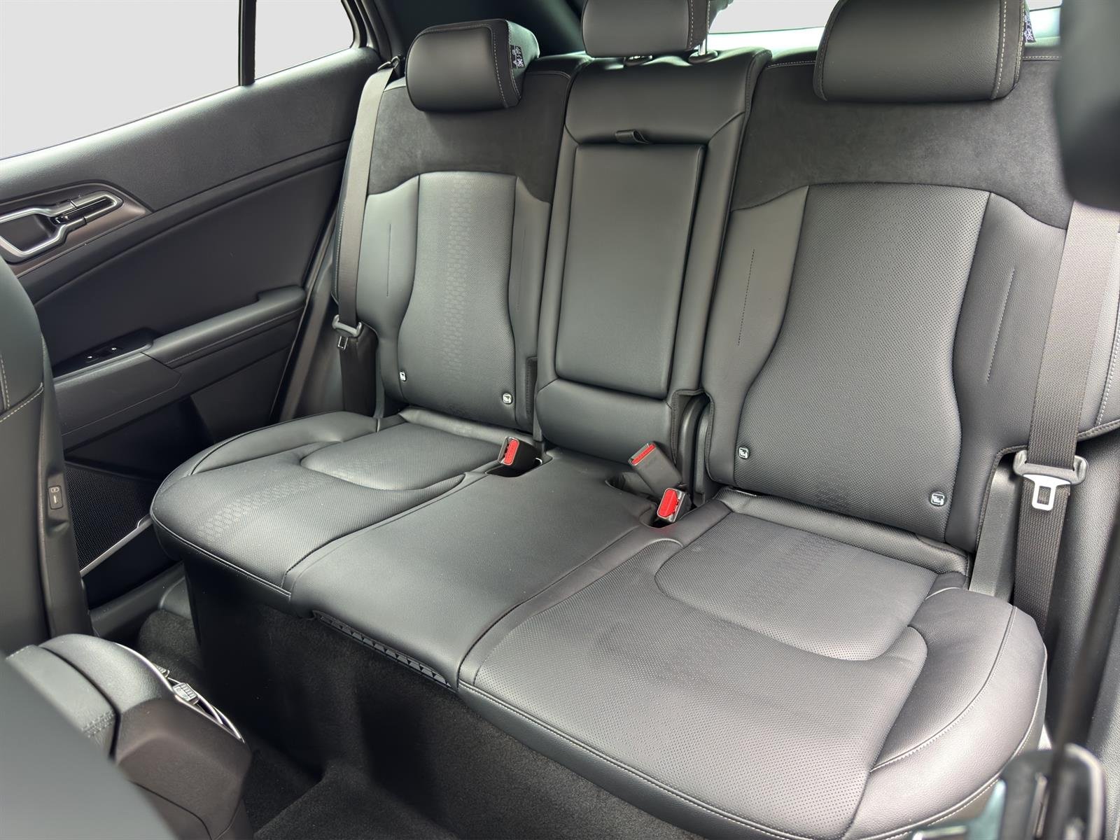KIA Sportage 1.6 T-GDi Hybrid Style, Hybride Intégral Essence/Électricité, Voiture nouvelle, Automatique - 6