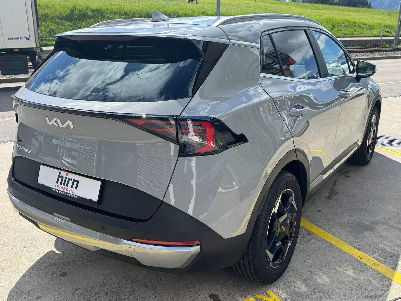 KIA Sportage 1.6 T-GDi Power Edition, Petrol, New car, Automatic - 3