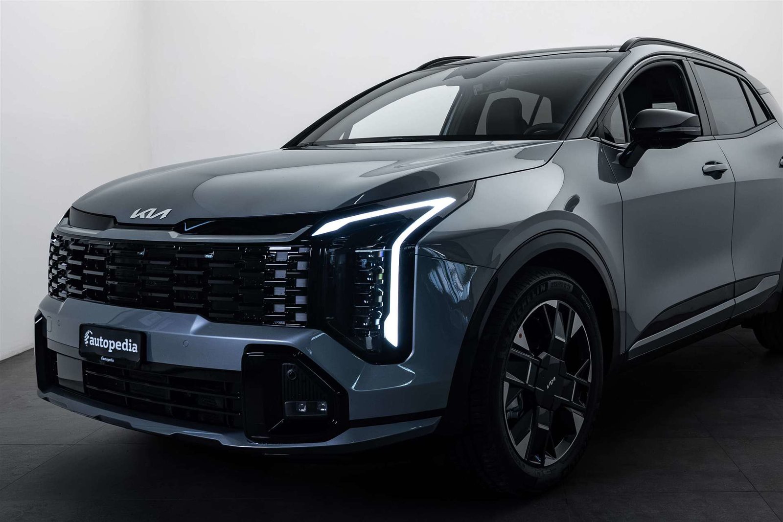 KIA Sportage 1.6T-GDi HEV NEW GT-Line 4x4 Automat, Full-Hybrid Petrol/Electric, New car, Automatic - 2