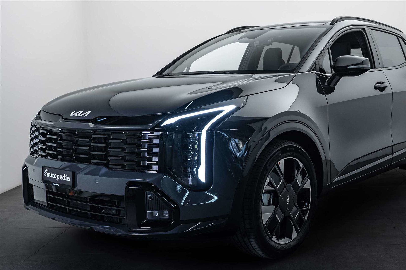 KIA Sportage 1.6T-GDi HEV NEW GT-Line 239PS 4x4 Automat, Hybride Integrale Benzina/Elettrica, Auto nuove, Automatico - 2