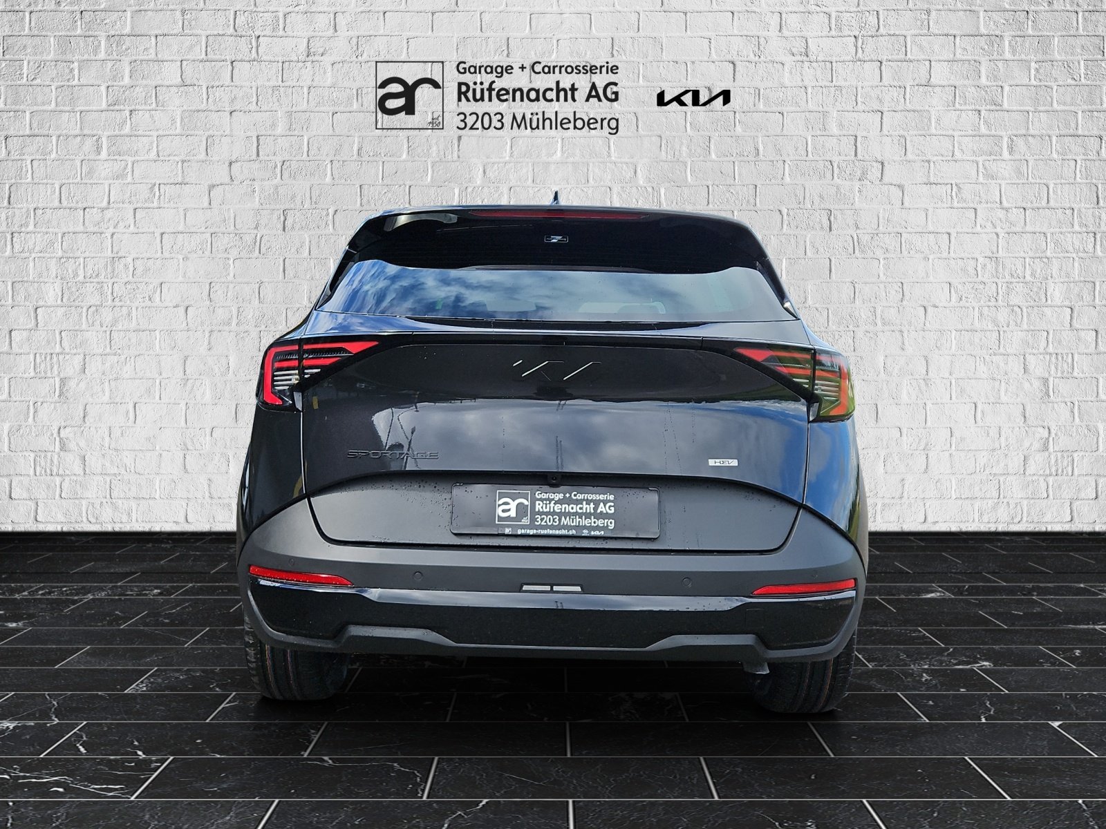 KIA Sportage 1.6 T-GDi Hybrid Black Edition, Full-Hybrid Petrol/Electric, New car, Automatic - 4