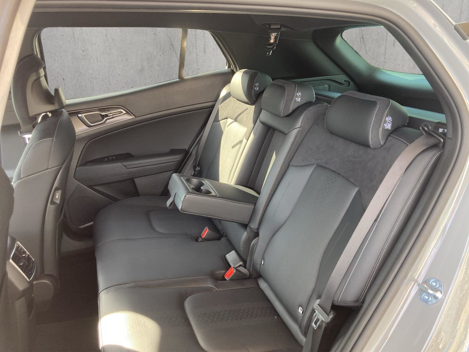 KIA Sportage 1.6 T-GDi Hybrid Black Edition, Full-Hybrid Petrol/Electric, New car, Automatic - 5