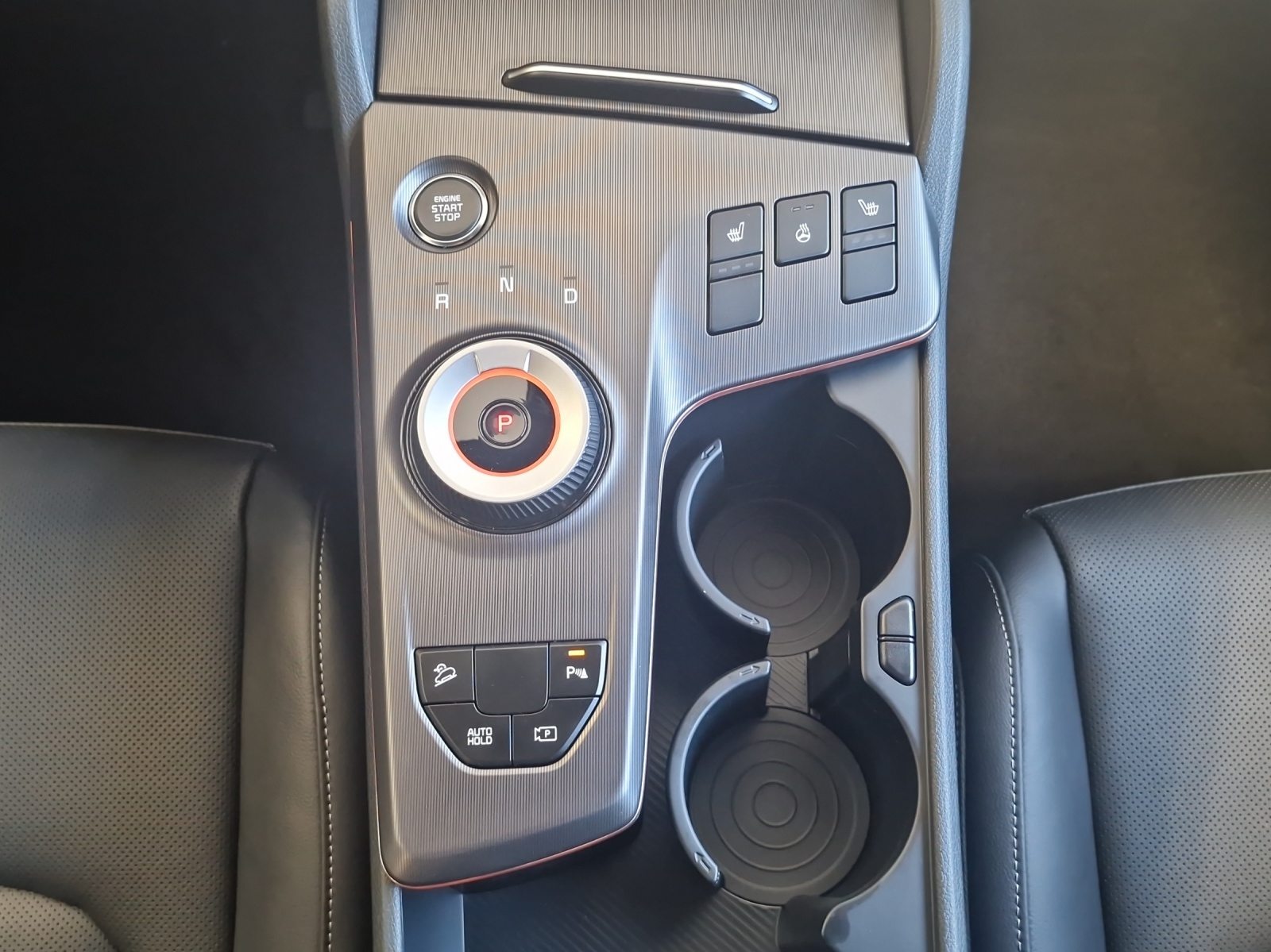 KIA Sportage 1.6 T-GDi Hybrid Black Edition, Voll-Hybrid Benzin/Elektro, Neuwagen, Automatik - 7