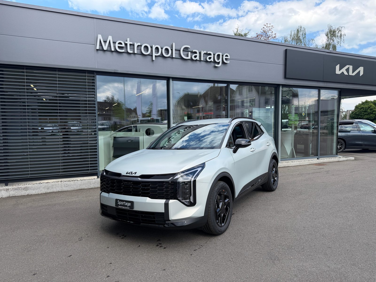 KIA Sportage 1.6 T-GDi Hybrid Black Edition
