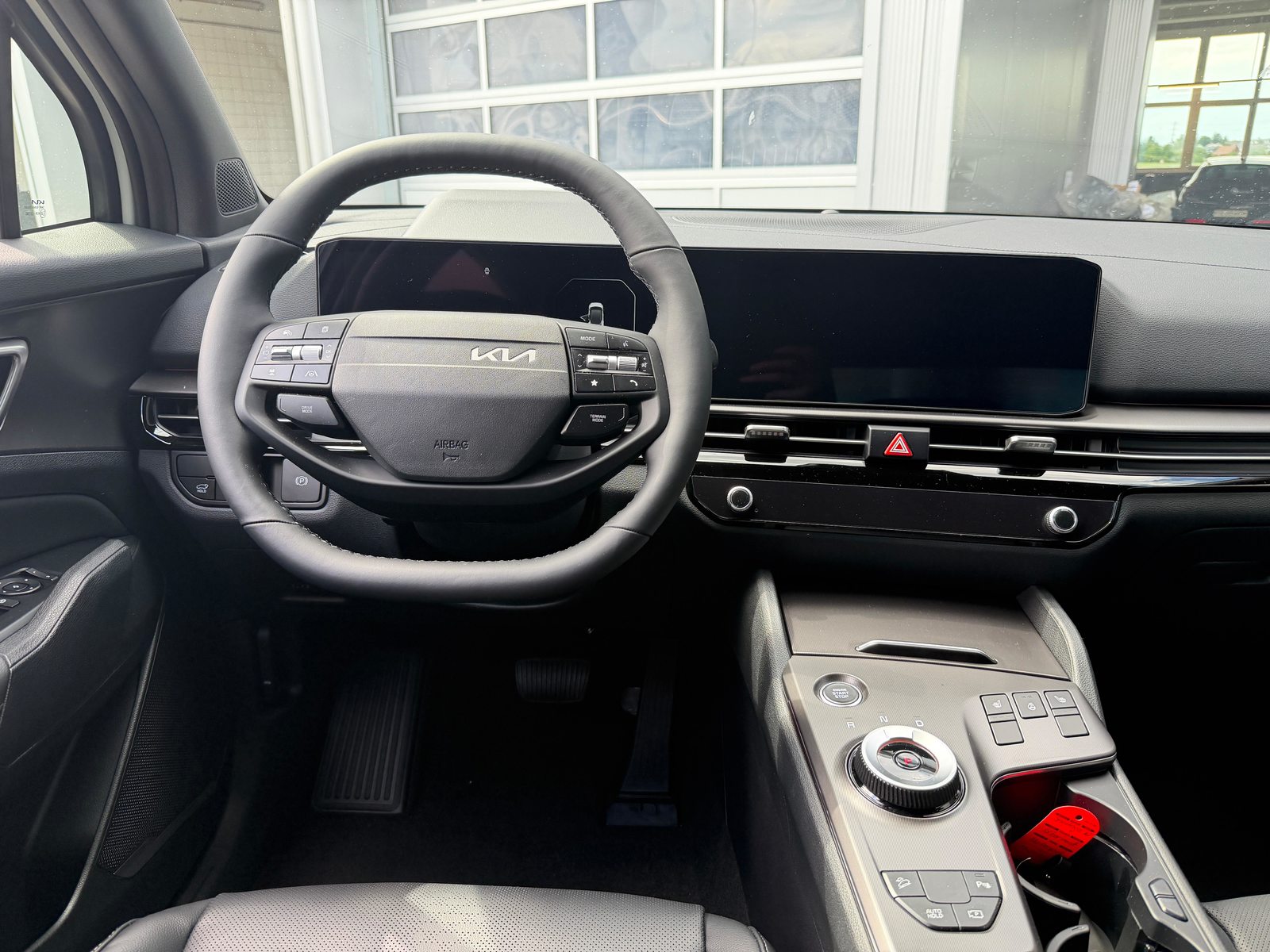 KIA Sportage 1.6 T-GDi Hybrid Black Edition, Voll-Hybrid Benzin/Elektro, Neuwagen, Automatik - 4