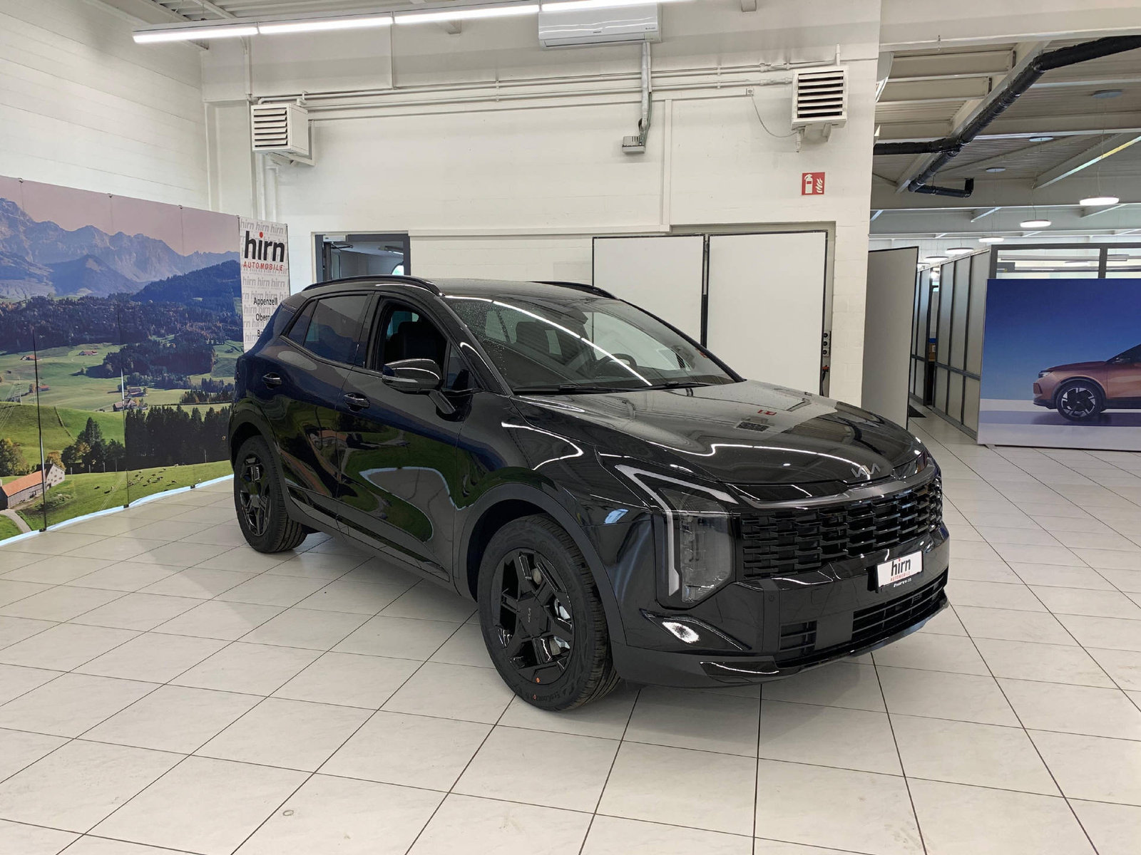 KIA Sportage 1.6 T-GDi Hybrid Black Edition, Hybride Integrale Benzina/Elettrica, Auto nuove, Automatico - 3