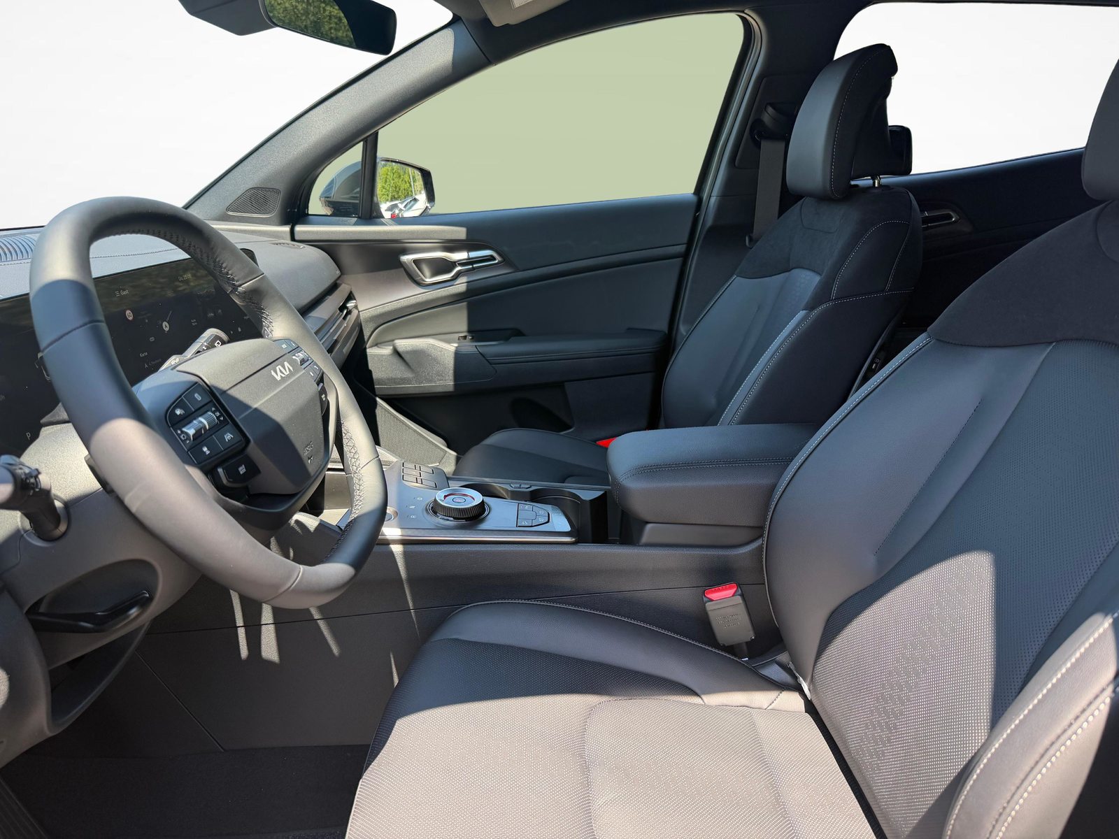 KIA Sportage 1.6 T-GDi Hybrid Black Edition, Full-Hybrid Petrol/Electric, New car, Automatic - 2