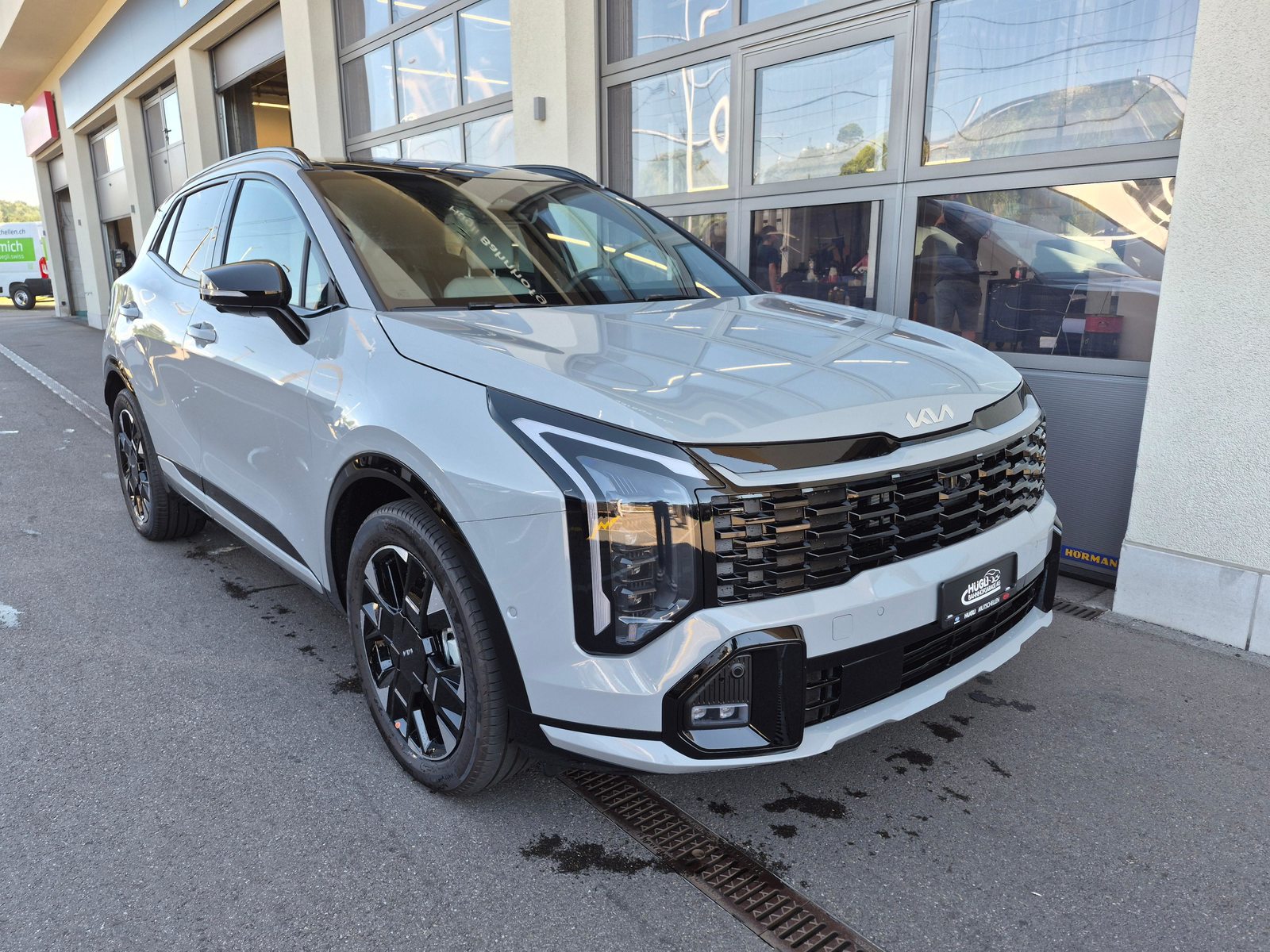 KIA Sportage 1.6 T-GDi PHEV, Voll-Hybrid Benzin/Elektro, Neuwagen, Automatik - 4