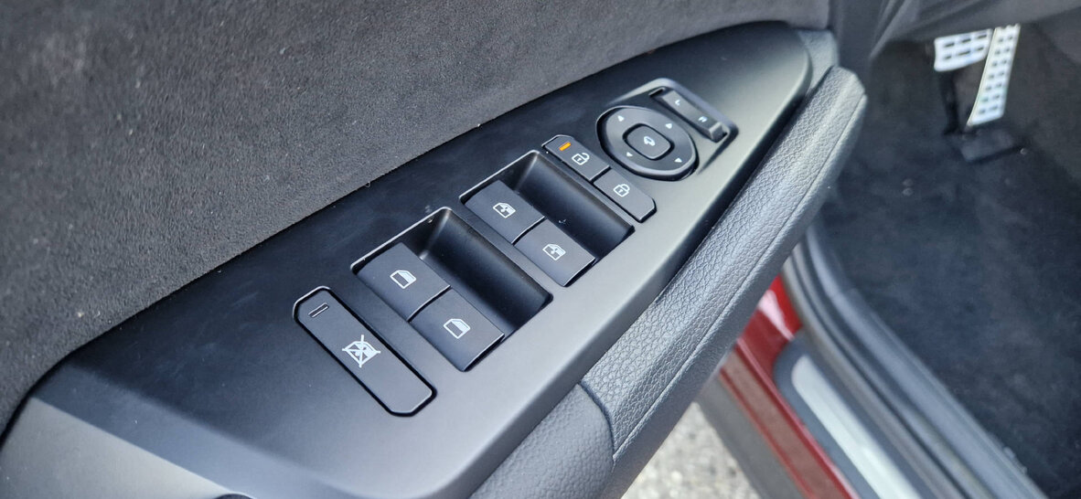 KIA Sportage 1.6 T-GDi Hybrid GT-Line *MY2026*, Voll-Hybrid Benzin/Elektro, Neuwagen, Automatik - 4