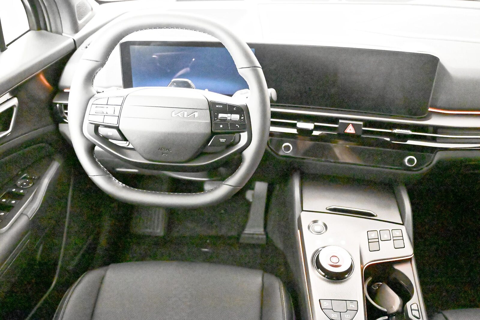 KIA Sportage 1.6 T-GDi Hybrid Black Edition, Hybride Integrale Benzina/Elettrica, Auto nuove, Automatico - 5
