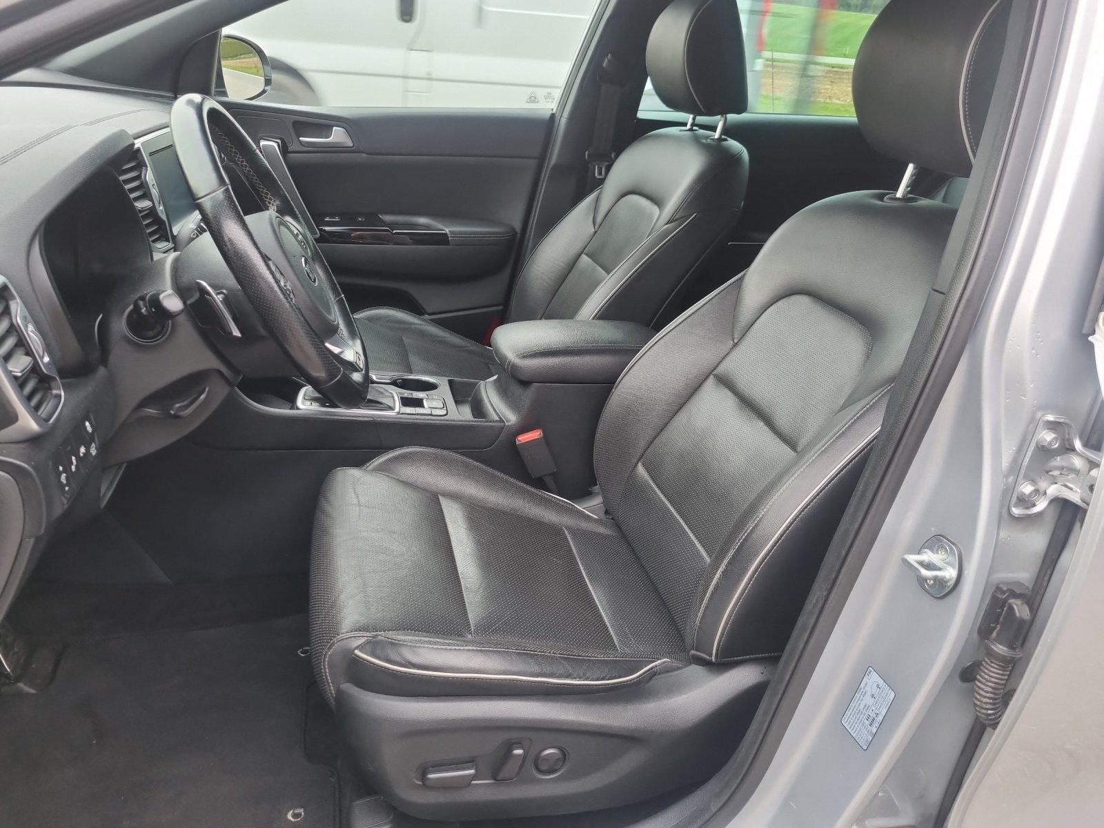 KIA Sportage 2.0 CRDi Style GT-Line, Diesel, Occasion / Gebraucht, Automatik - 7