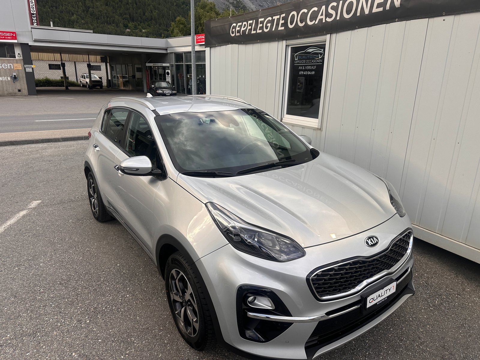 KIA Sportage 1.6CRDi Mild Hybrid Style 4WD Automat, Mild-Hybrid Diesel/Elektro, Occasion / Gebraucht, Automatik - 2