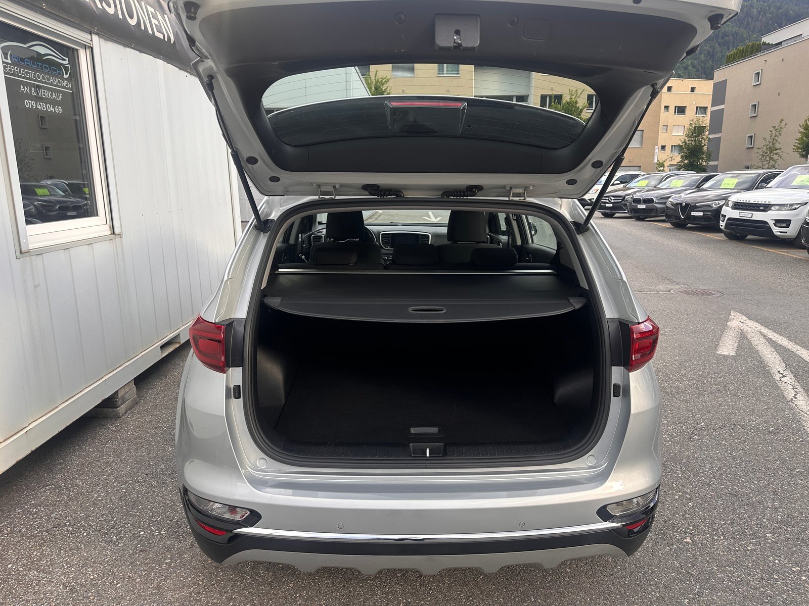 KIA Sportage 1.6CRDi Mild Hybrid Style 4WD Automat, Mild-Hybrid Diesel/Elektro, Occasion / Gebraucht, Automatik - 6