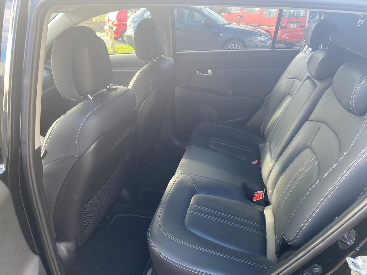 KIA Sportage 2.0 CRDi Style, Diesel, Occasion / Gebraucht, Automatik - 6