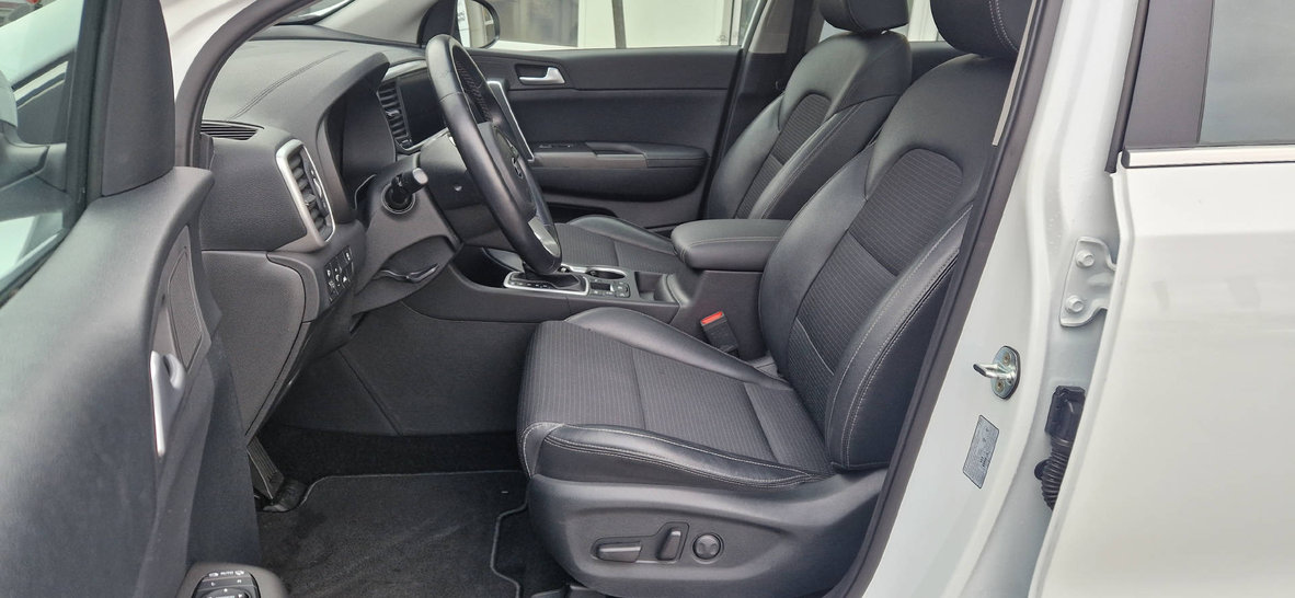 KIA Sportage 1.6 CRDi MHEV Black Edition, Hybride Léger Diesel/Électricité, Occasion / Utilisé, Automatique - 4