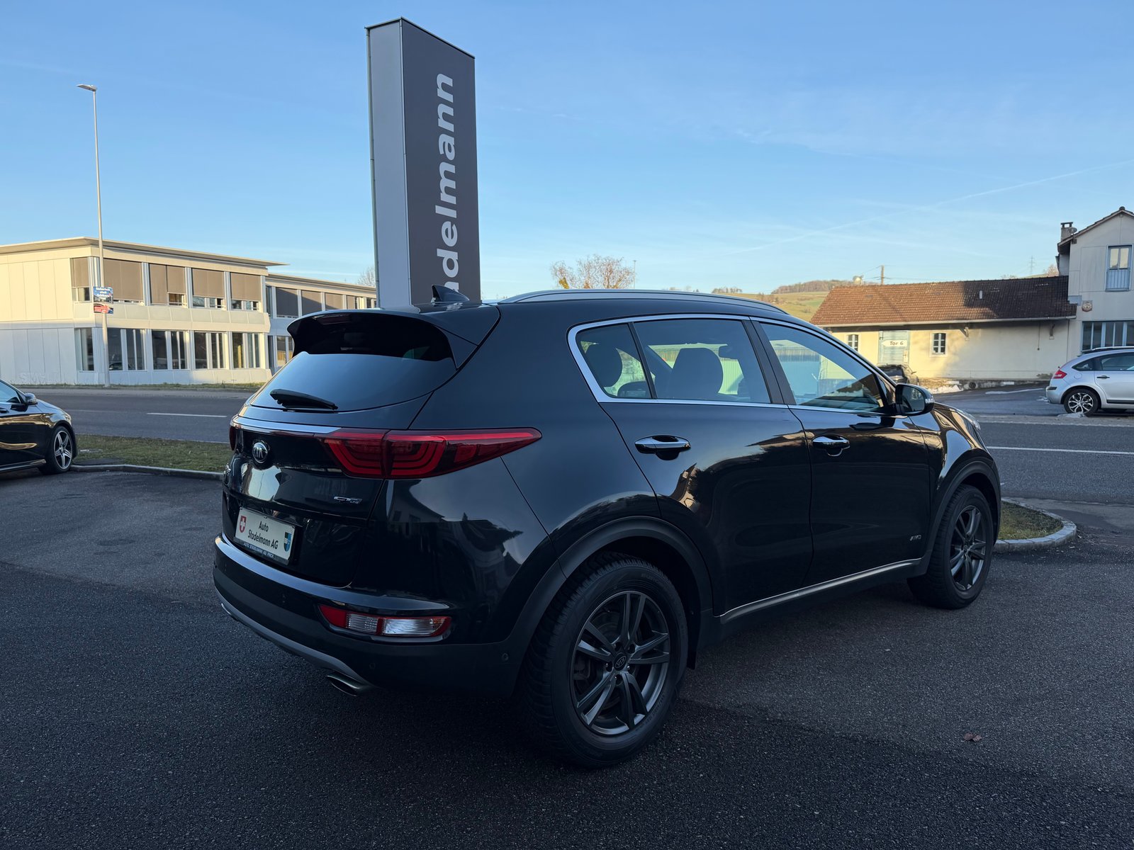 KIA Sportage 1.6 T-GDi Style GT-Line, Petrol, Second hand / Used, Automatic - 4