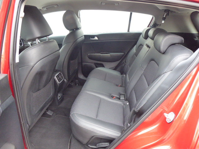 KIA Sportage 1.6 T-GDi Black Edition 4x4 Aut., Petrol, Second hand / Used, Automatic - 7