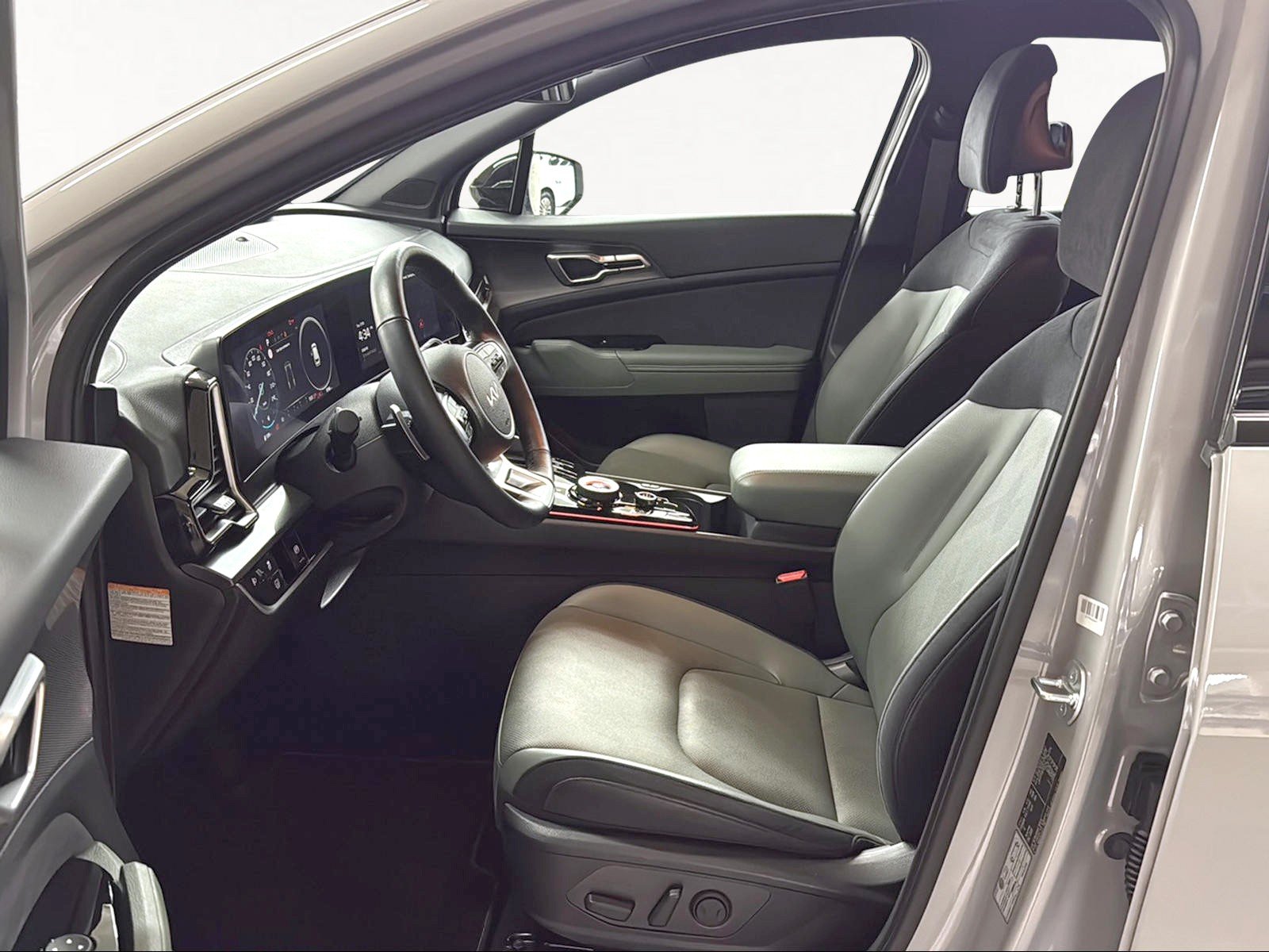 KIA Sportage 1.6T-GDi HEV Power Edition 4x4 A, Voll-Hybrid Benzin/Elektro, Occasion / Gebraucht, Automatik - 7