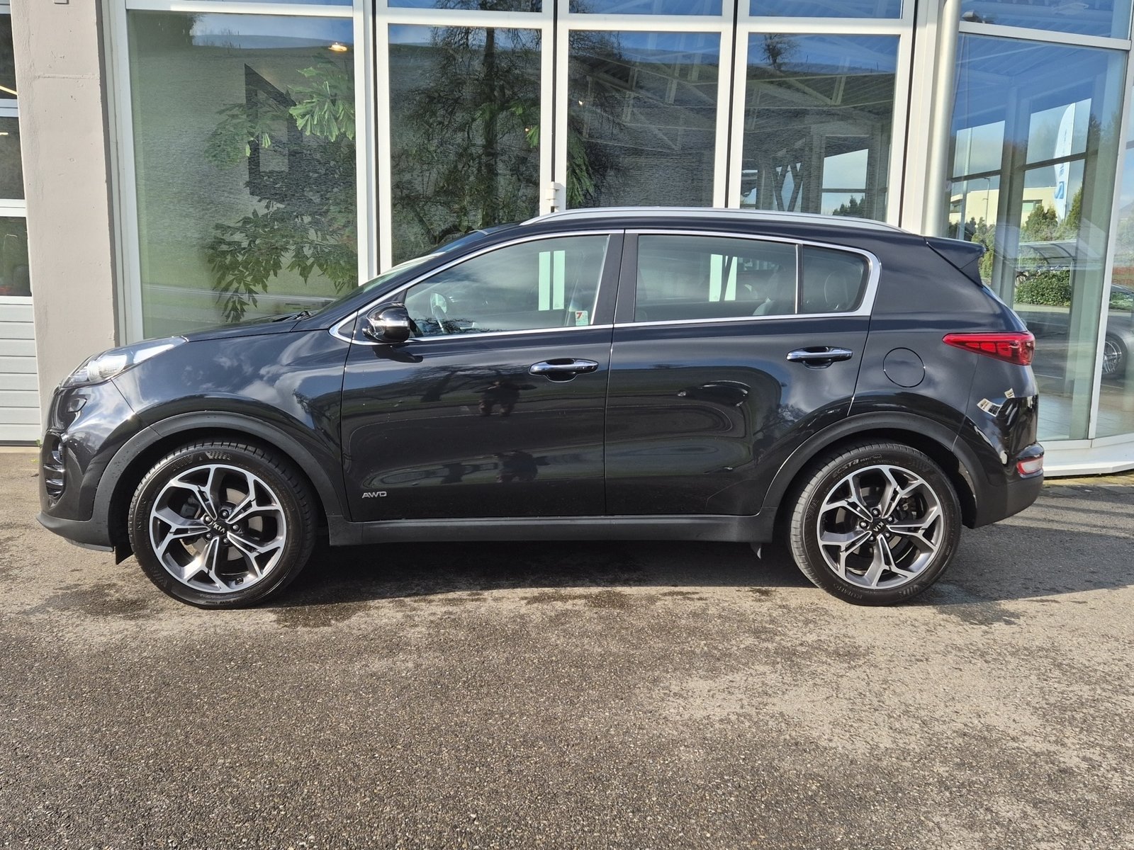 KIA Sportage 2.0CRDi Style 4WD Automat, Diesel, Second hand / Used, Automatic - 3
