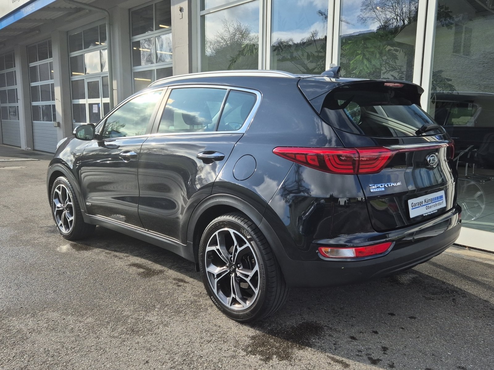 KIA Sportage 2.0CRDi Style 4WD Automat, Diesel, Second hand / Used, Automatic - 4