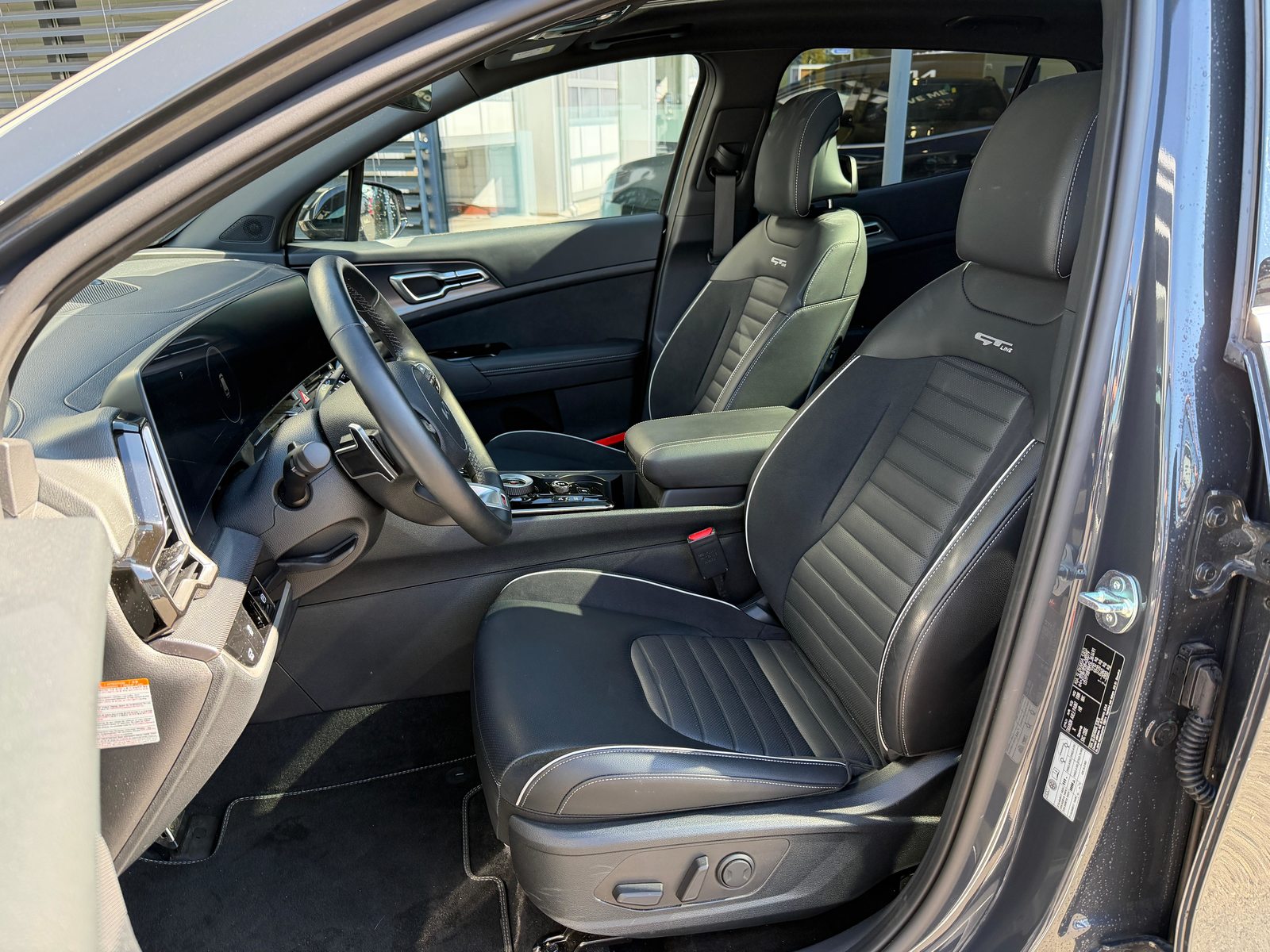 KIA Sportage 1.6 T-GDi GT-Line, Mild-Hybrid Benzin/Elektro, Occasion / Gebraucht, Automatik - 2