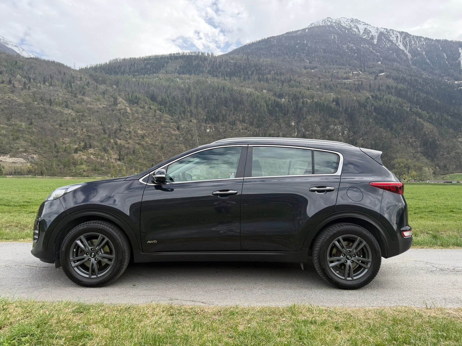 KIA Sportage 1.6 T-GDi Swiss City Line 4WD Automat, Essence, Occasion / Utilisé, Automatique - 6