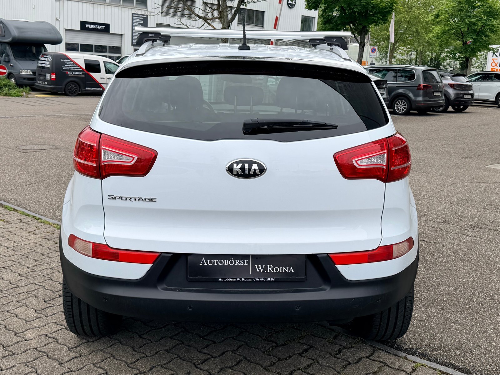 KIA Sportage 2.0 Style 4WD, Petrol, Second hand / Used, Manual - 4