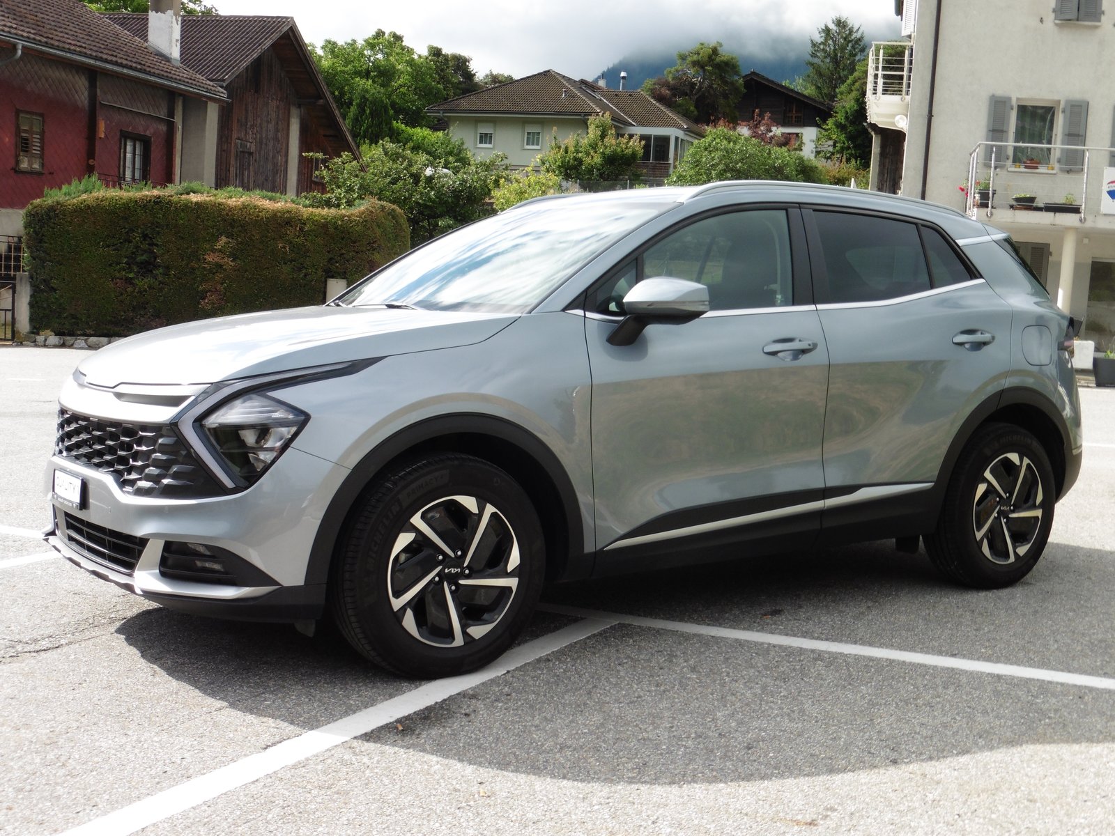 KIA Sportage 1.6T-GDi HEV Style 4x4 A, Voll-Hybrid Benzin/Elektro, Occasion / Gebraucht, Automatik - 6