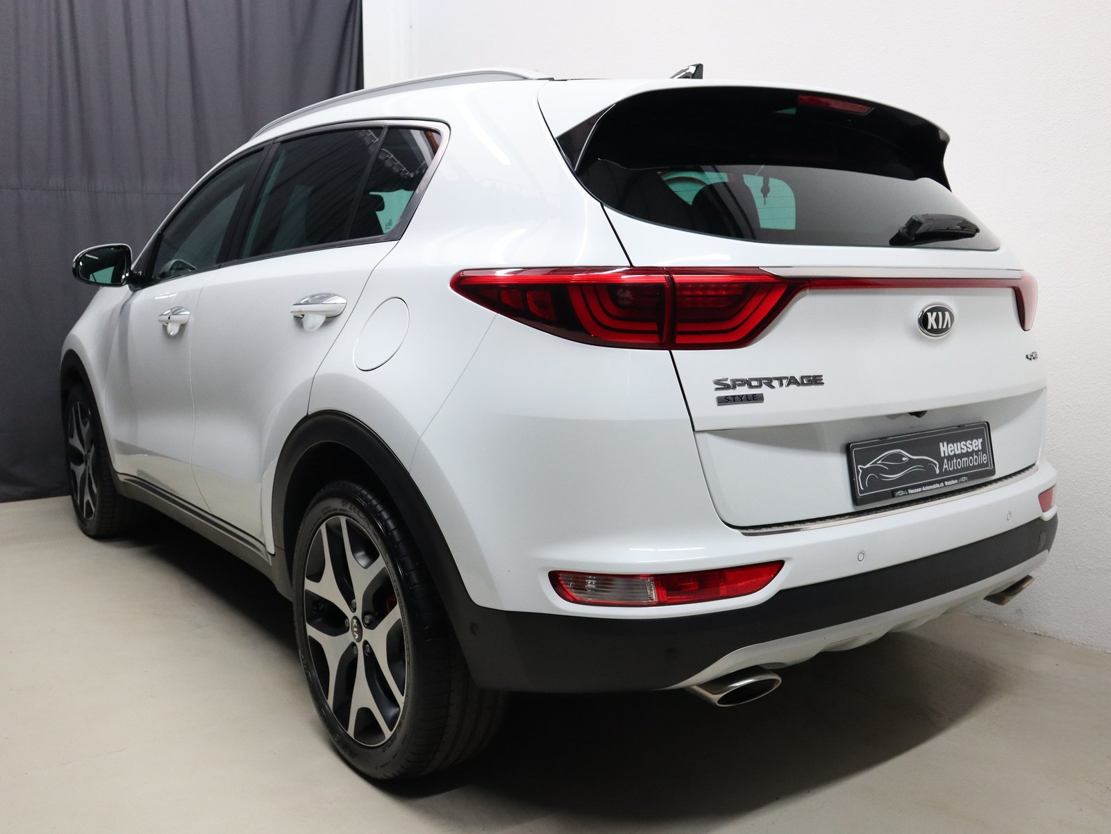 KIA Sportage 2.0CRDi Style GT Line 4WD Automat - Panorama -, Diesel, Second hand / Used, Automatic - 5