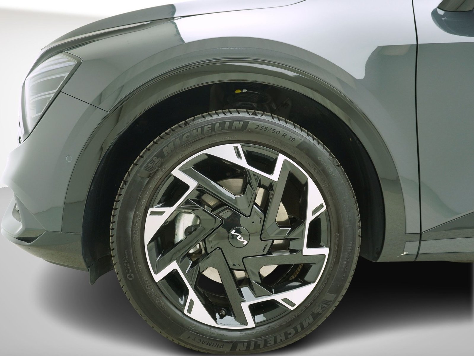 KIA Sportage 1.6 T-GDi PHEV GT-Line 4x4, Plug-in-Hybrid Benzin/Elektro, Occasion / Gebraucht, Automatik - 7