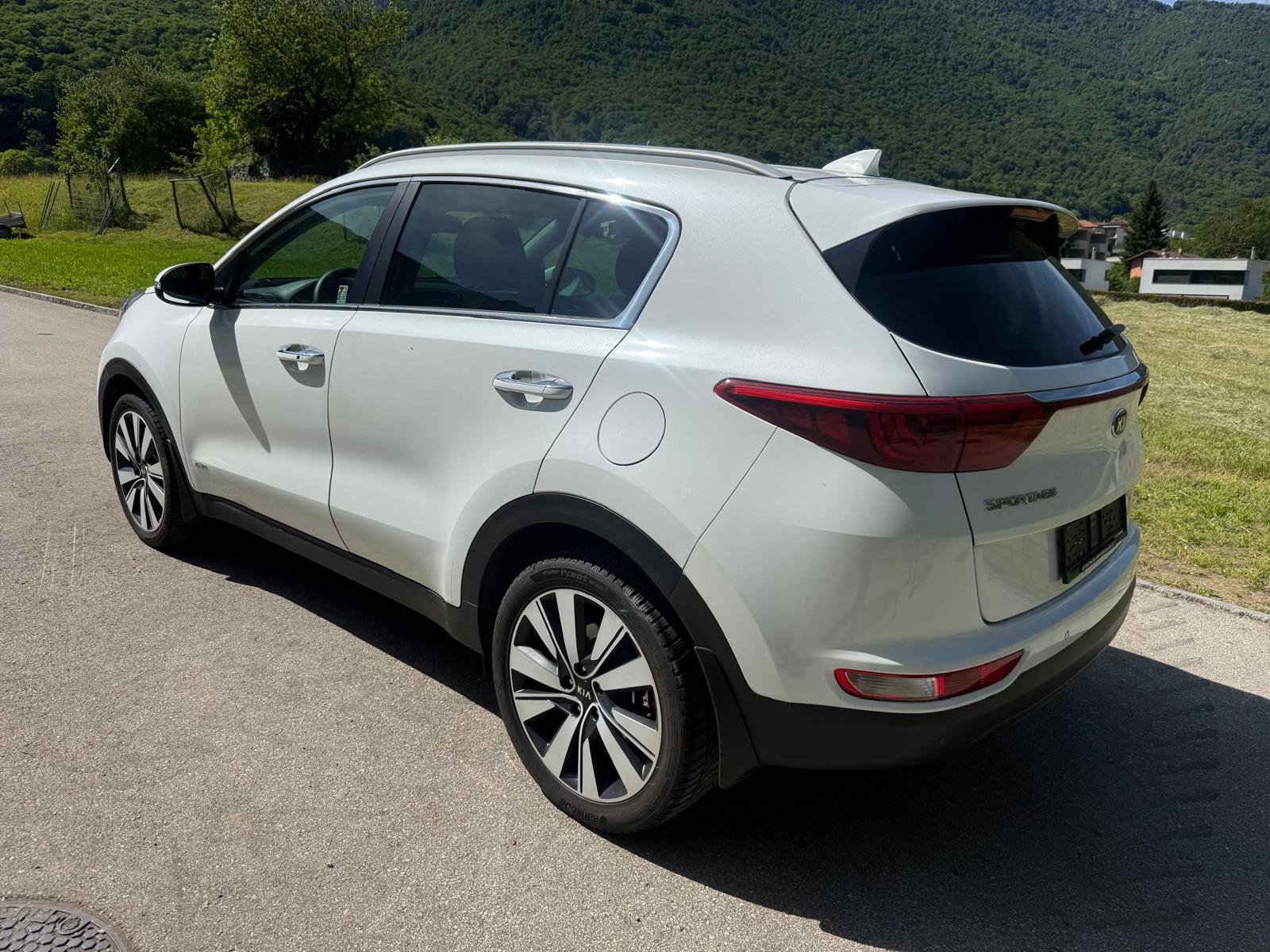 KIA Sportage 2.0CRDi LX 4WD Automat, Diesel, Occasion / Utilisé, Automatique - 7