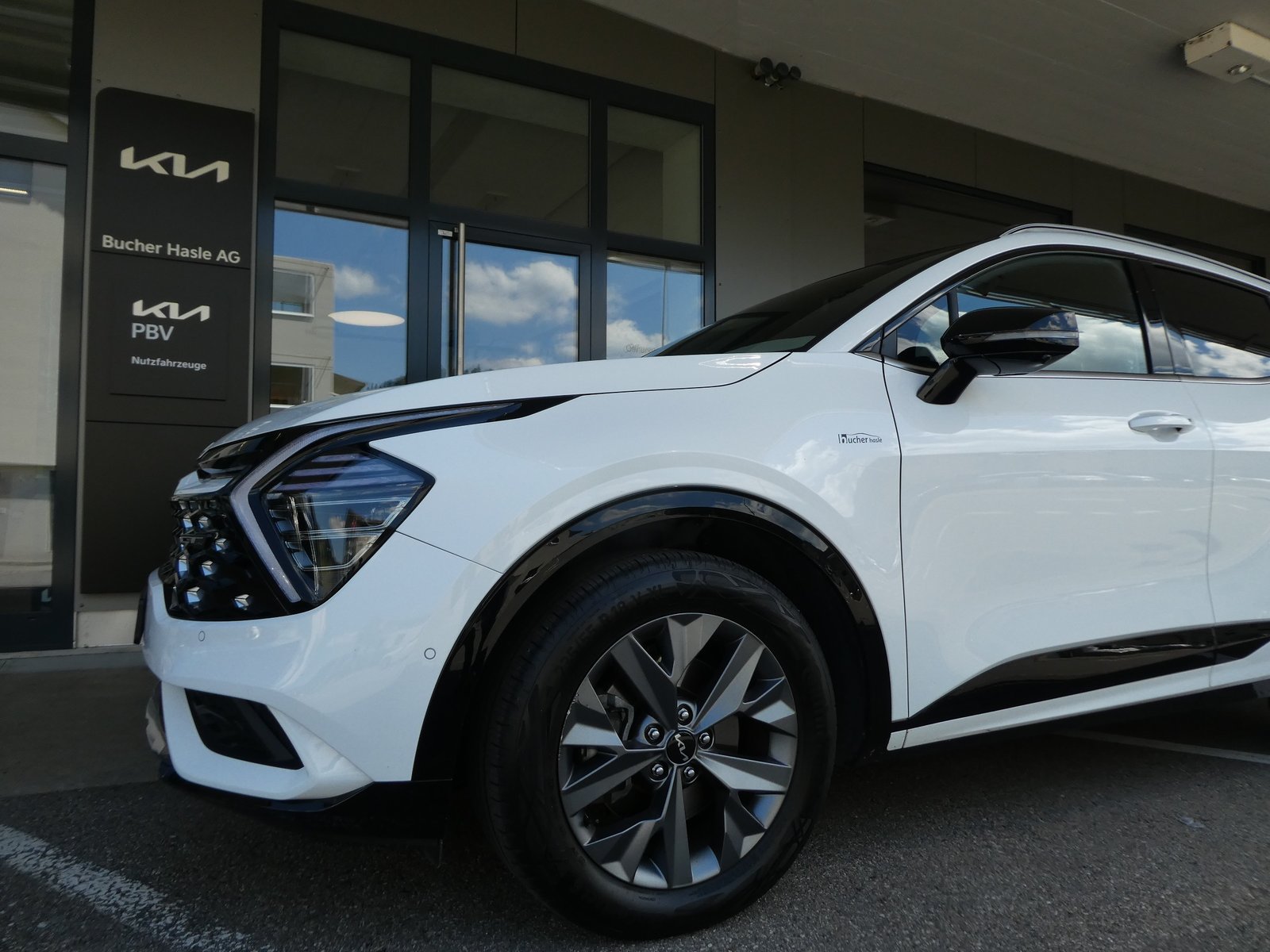 KIA Sportage 1.6T-GDi HEV GT-Line 4x4 A, Voll-Hybrid Benzin/Elektro, Occasion / Gebraucht, Automatik - 6
