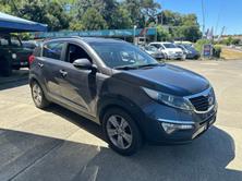 KIA Sportage 2.0 CRDi Style 4WD Automatic, Diesel, Occasion / Gebraucht, Automatik - 2