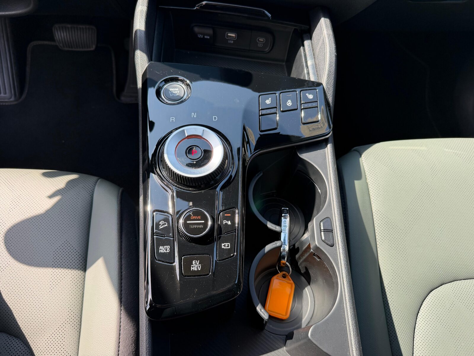 KIA Sportage 1.6 T-GDi PHEV Power Edition, Hybride Rechargeable Essence/Électricité, Occasion / Utilisé, Automatique - 6
