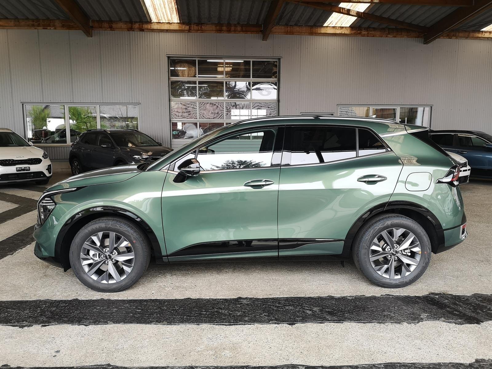 KIA Sportage 1.6 T-GDi Hybrid GT-Line, Full-Hybrid Petrol/Electric, Second hand / Used, Automatic - 2