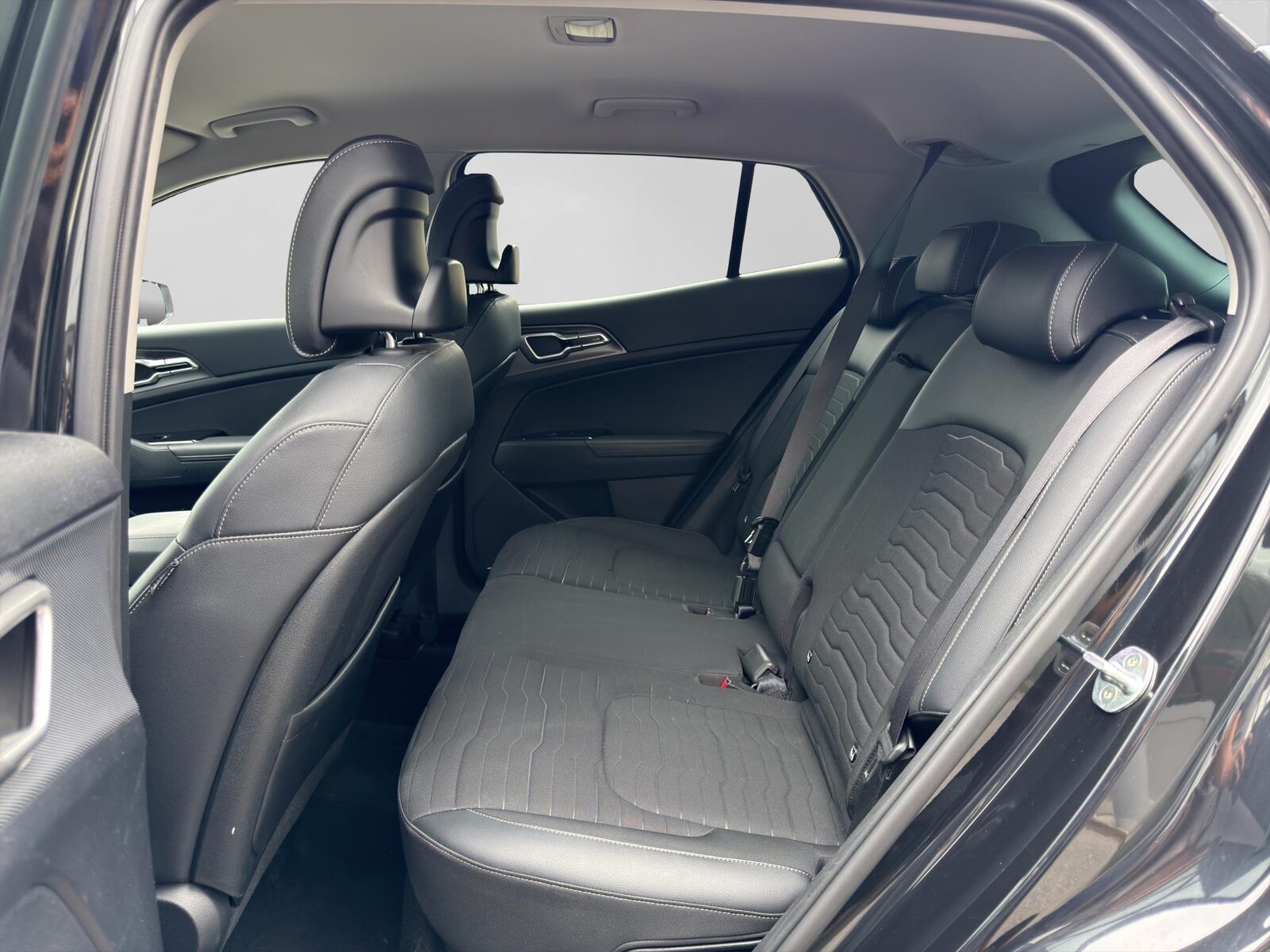 KIA Sportage 1.6 T-GDi Hybrid Power Edition, Voll-Hybrid Benzin/Elektro, Occasion / Gebraucht, Automatik - 7