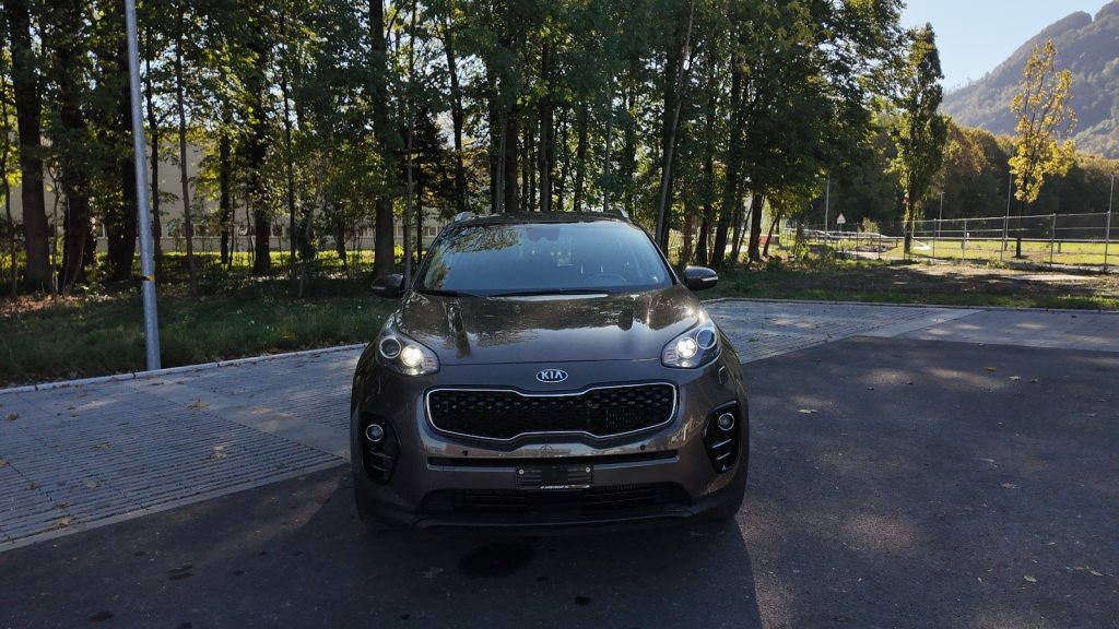 KIA Sportage 2.0 CRDi 4WD Automat | Tempomat | Lenkradheizung