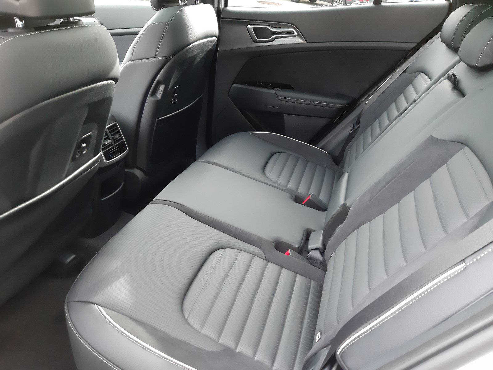 KIA Sportage 1.6T-GDi HEV GT-Line 4x4 A, Voll-Hybrid Benzin/Elektro, Neuwagen, Automat - 6