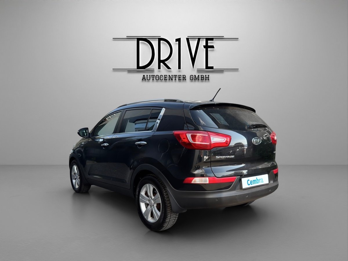 KIA Sportage 2.0 CRDi Style 4WD Automatic, Diesel, Occasion / Gebraucht, Automat - 7