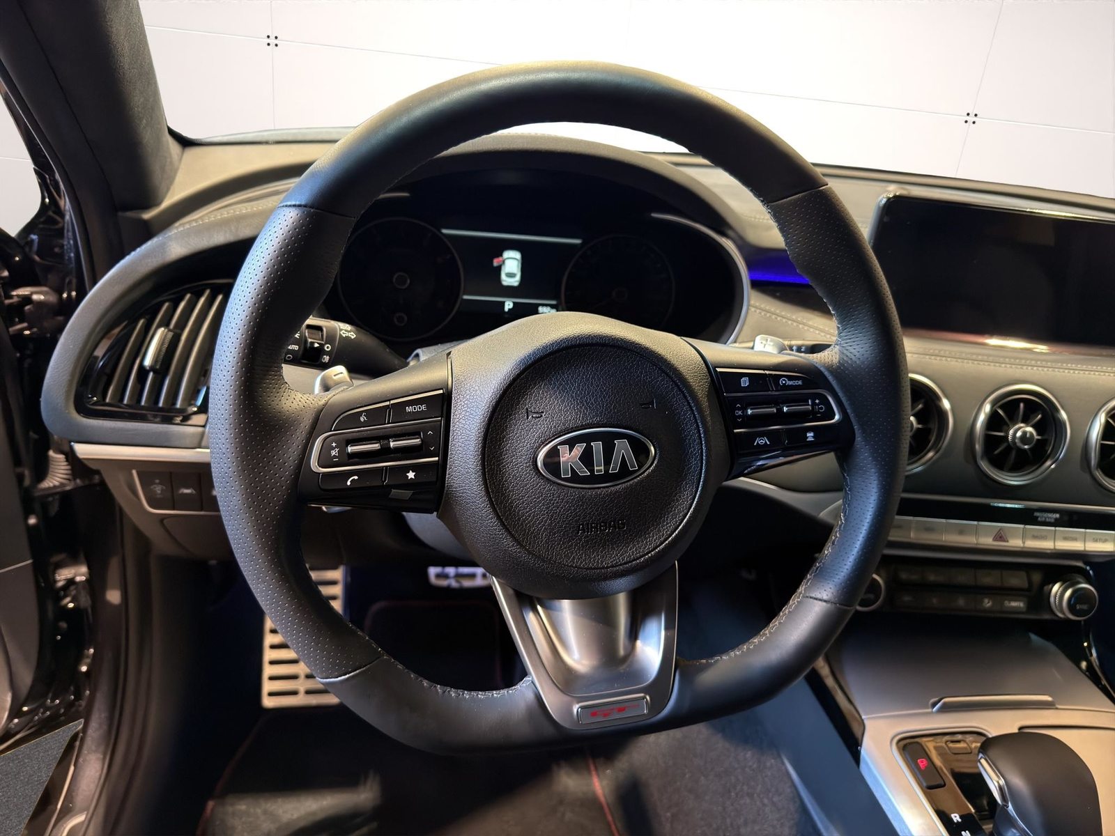 KIA Stinger GT 3.3 T-GDi, Essence, Occasion / Utilisé, Automatique - 6