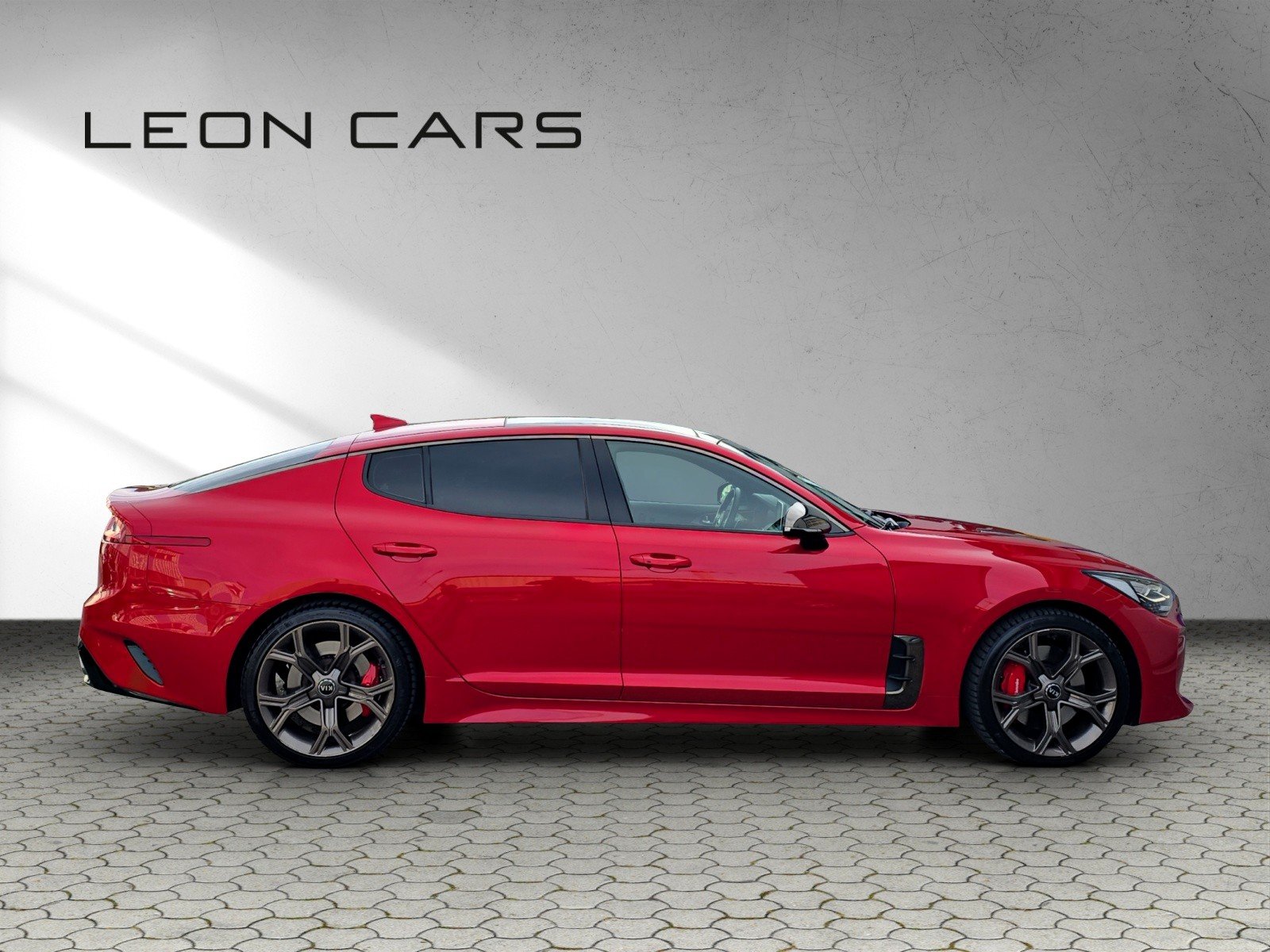 KIA Stinger 3.3 T-GDi GT Automat AWD, Benzina, Occasioni / Usate, Automatico - 4