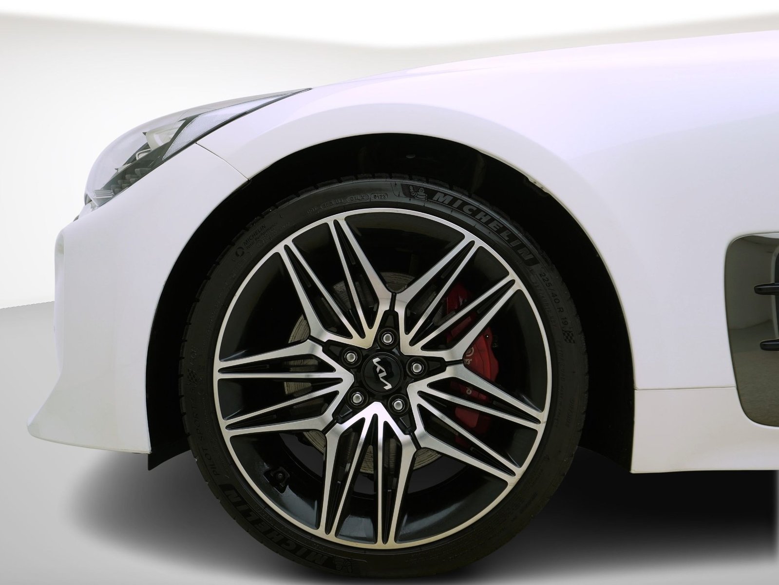 KIA Stinger GT 3.3 T-GDi 4WD, Benzin, Occasion / Gebraucht, Automatik - 7
