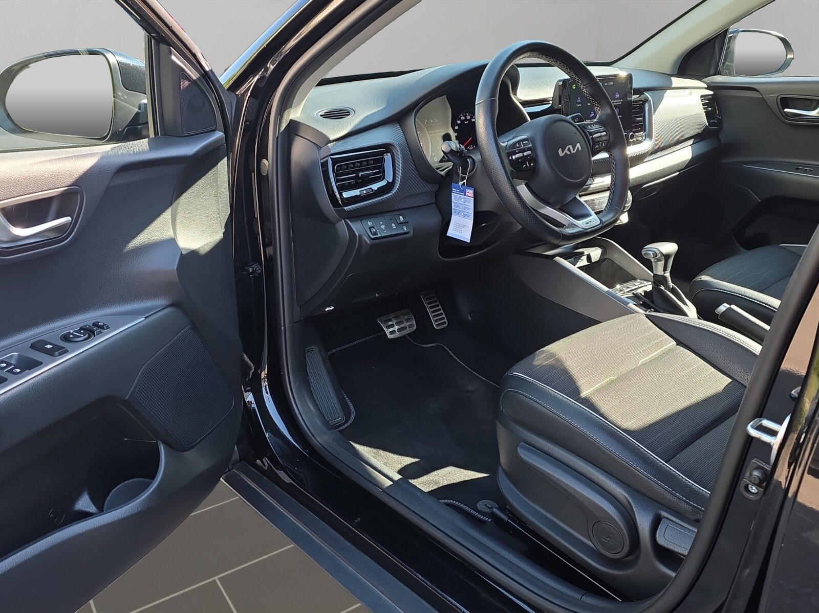 KIA Stonic 1.0 T-GDI MHEVGT-L, Benzin, Occasion / Gebraucht, Automatik - 7