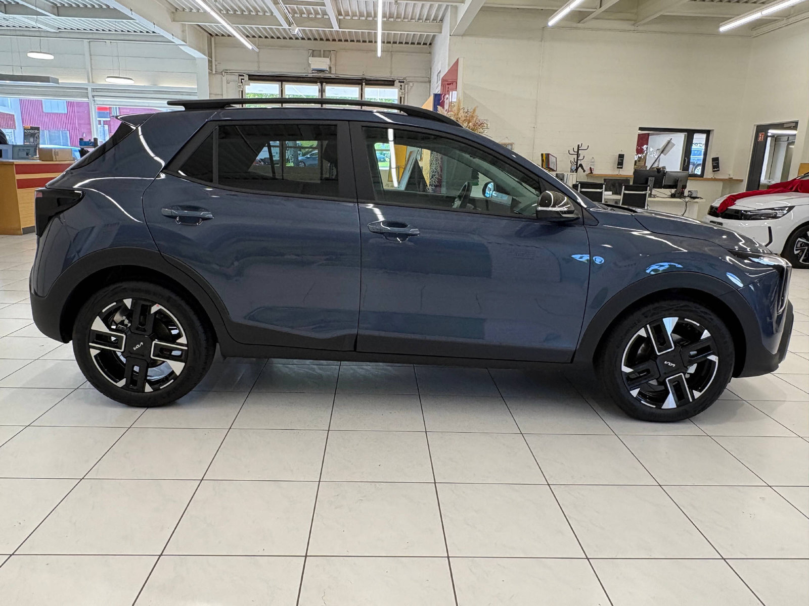 KIA Stonic 1.0 T-GDi MHEV GT-Line, Hybride Leggero Benzina/Elettrica, Automatico - 4