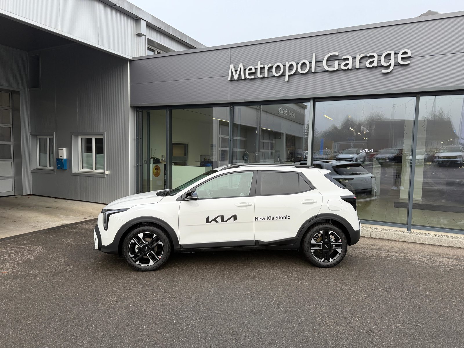 KIA Stonic 1.0 T-GDi MHEV GT-Line, Mild-Hybrid Benzin/Elektro, Neuwagen, Automatik - 2