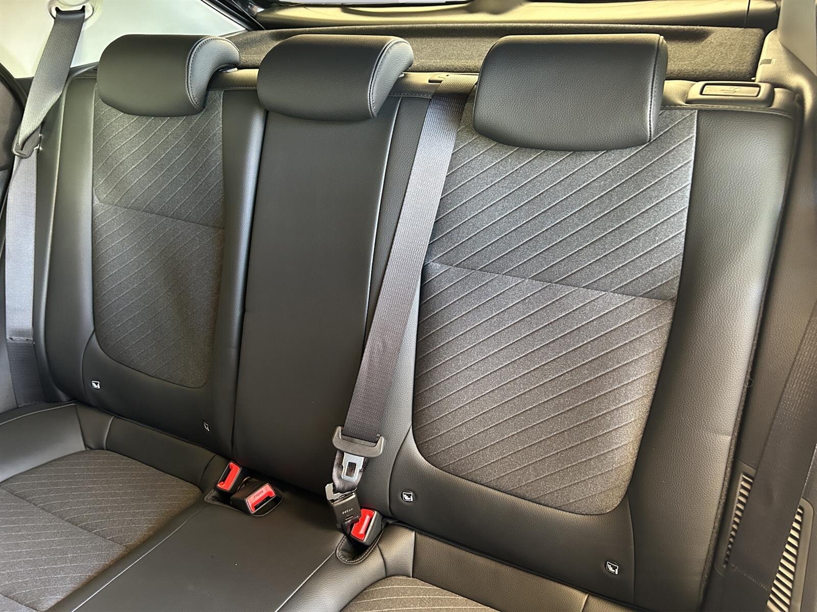 KIA Stonic 1.0 T-GDi MHEV GT-Line, Mild-Hybrid Petrol/Electric, New car, Automatic - 6